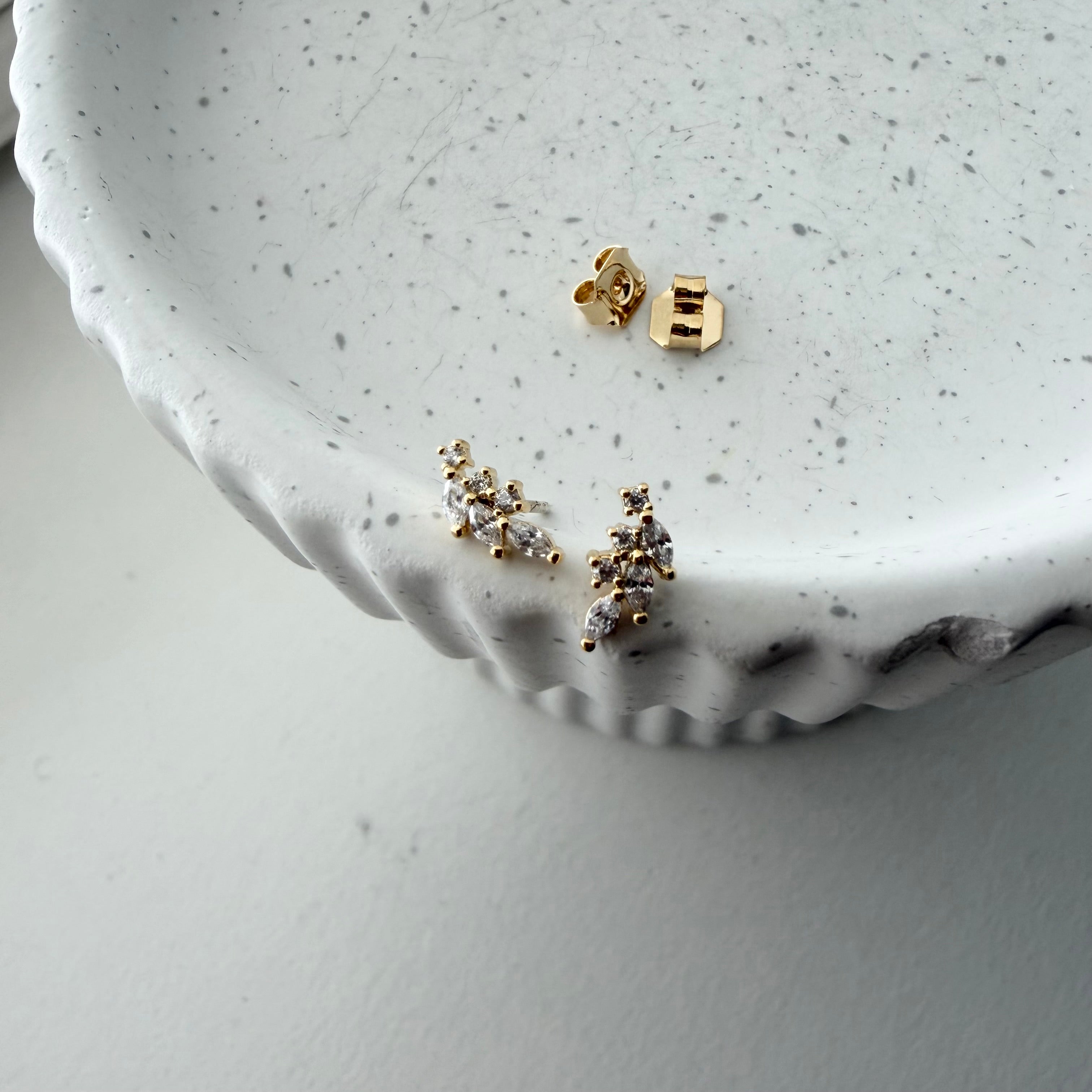 Leaf Teeny Earrings