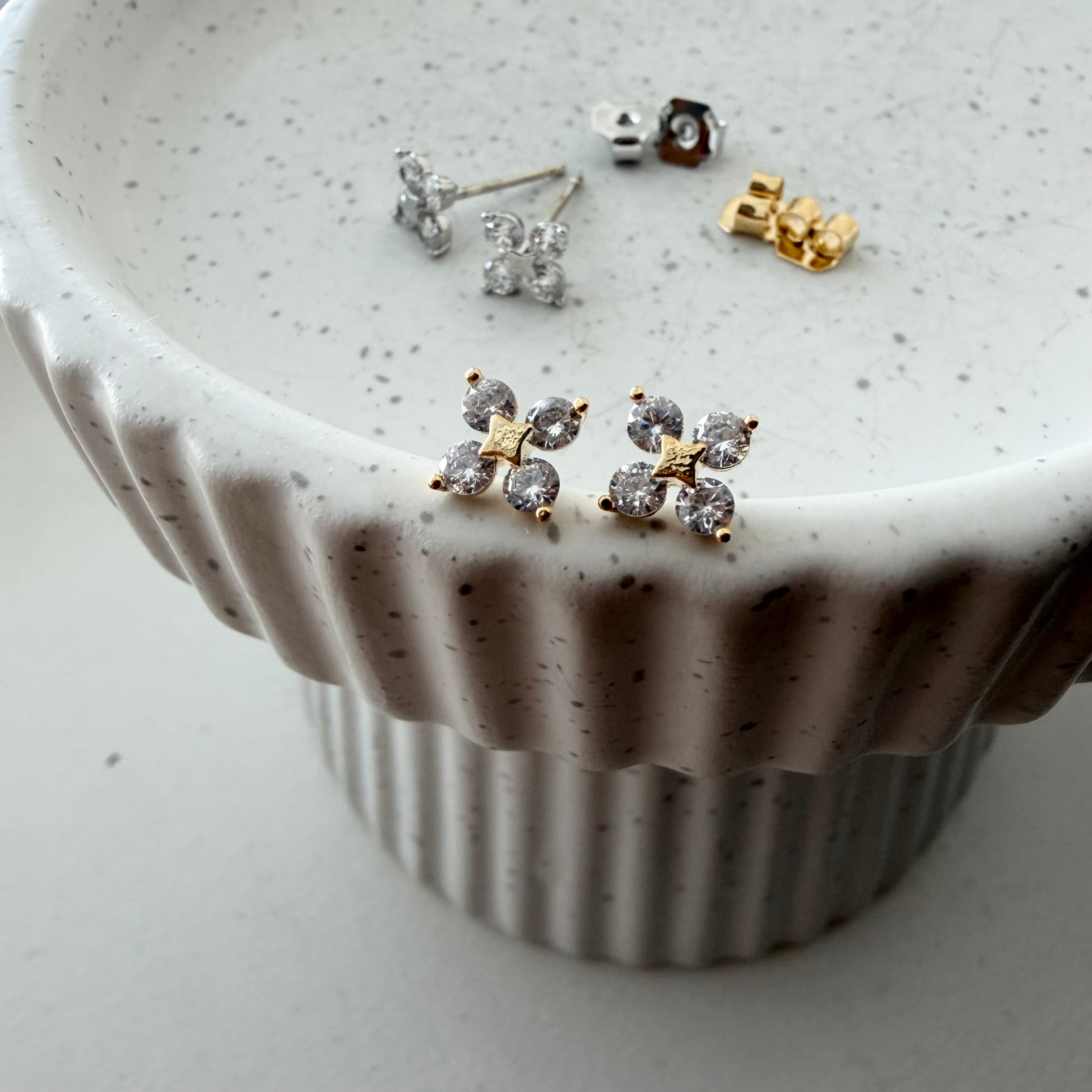 Floret Teeny Earrings