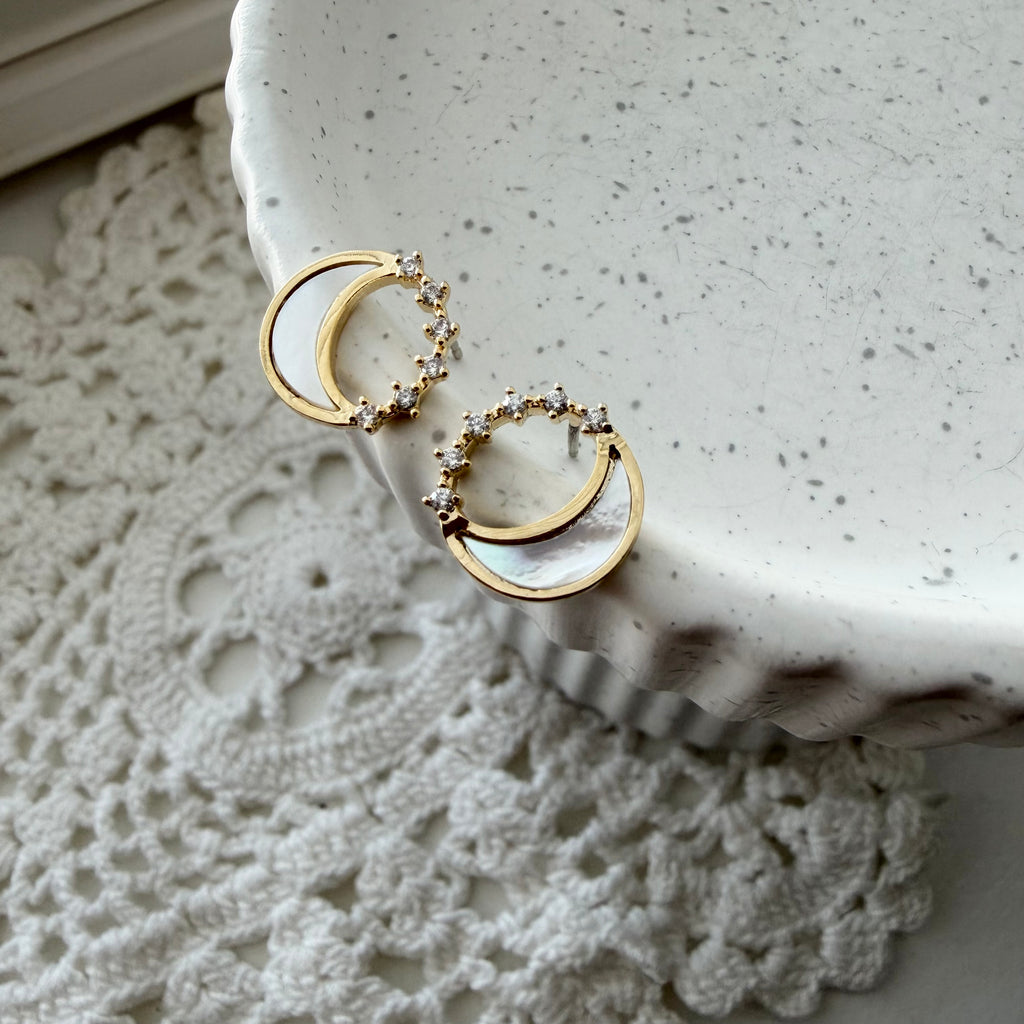 Moon MOP Earrings