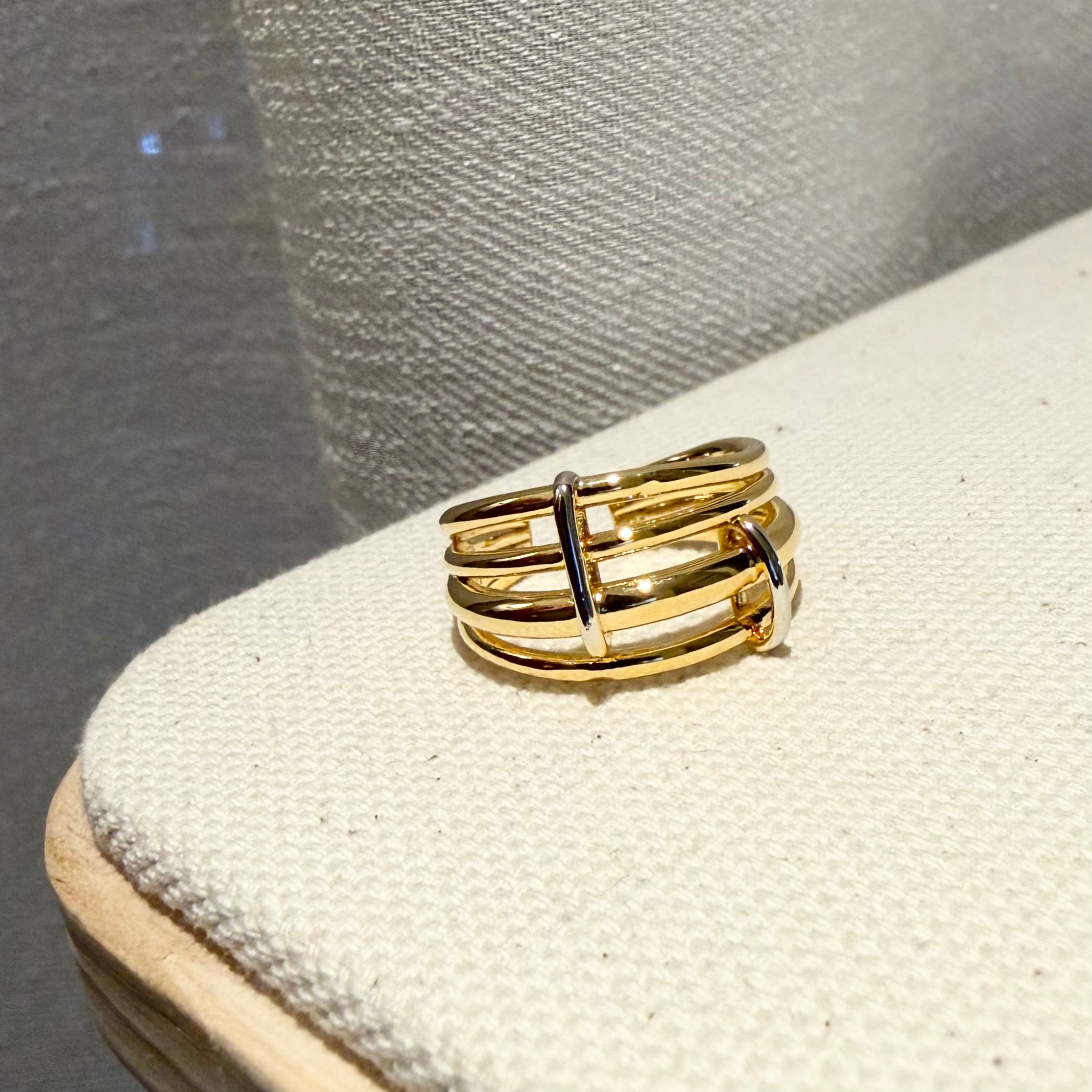 Tubular Layered Ring