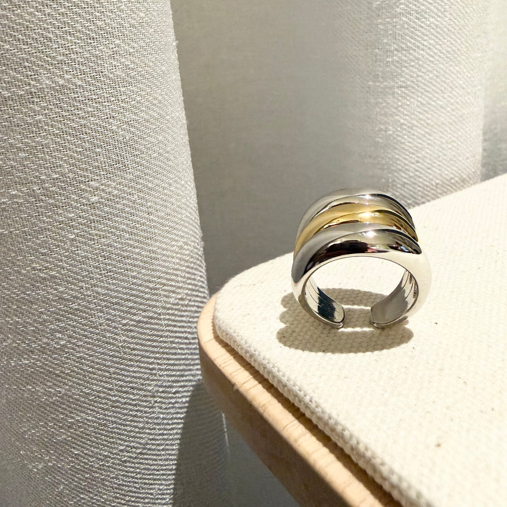 Tri Dome Ring