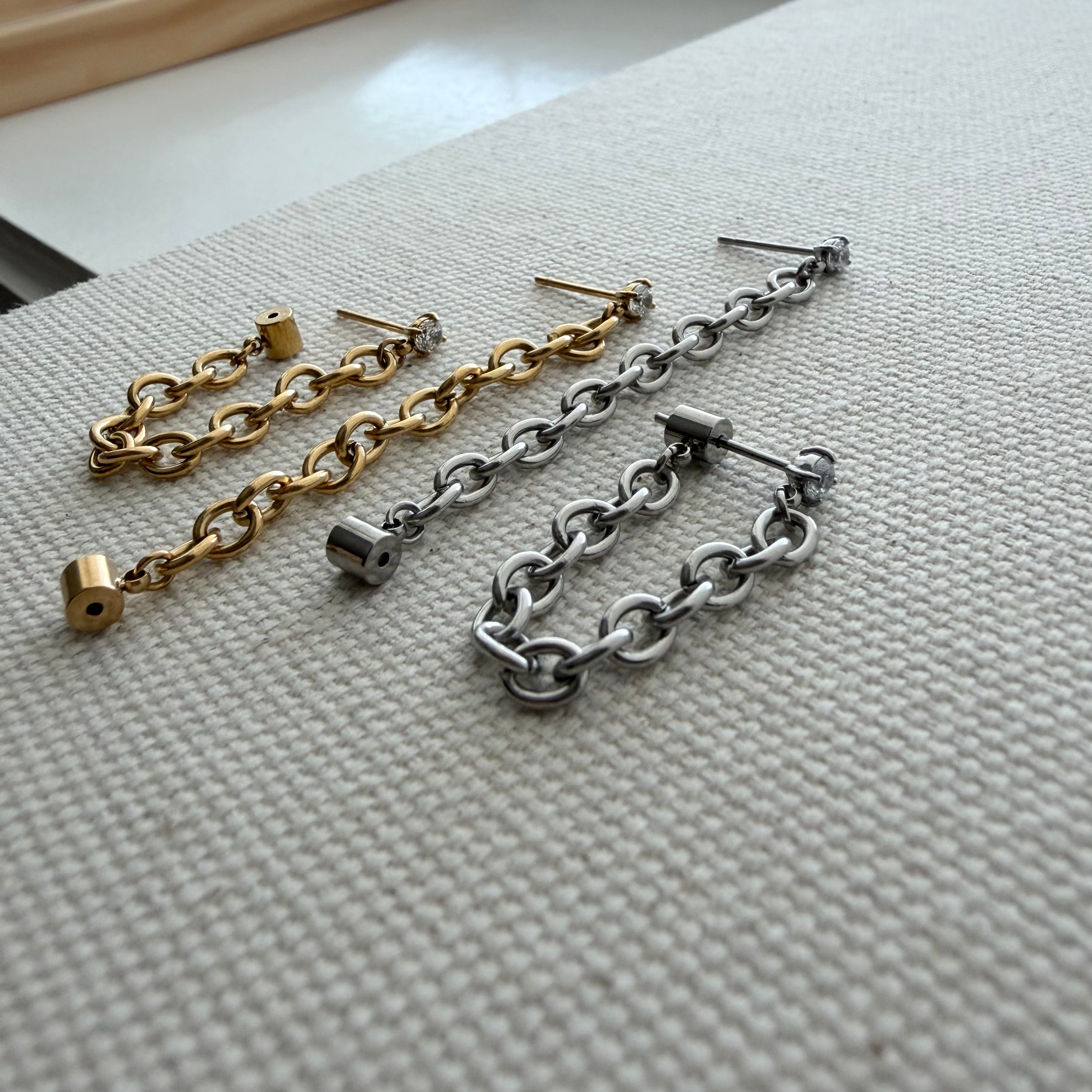 Diamond Stud Chain Connection Earrings