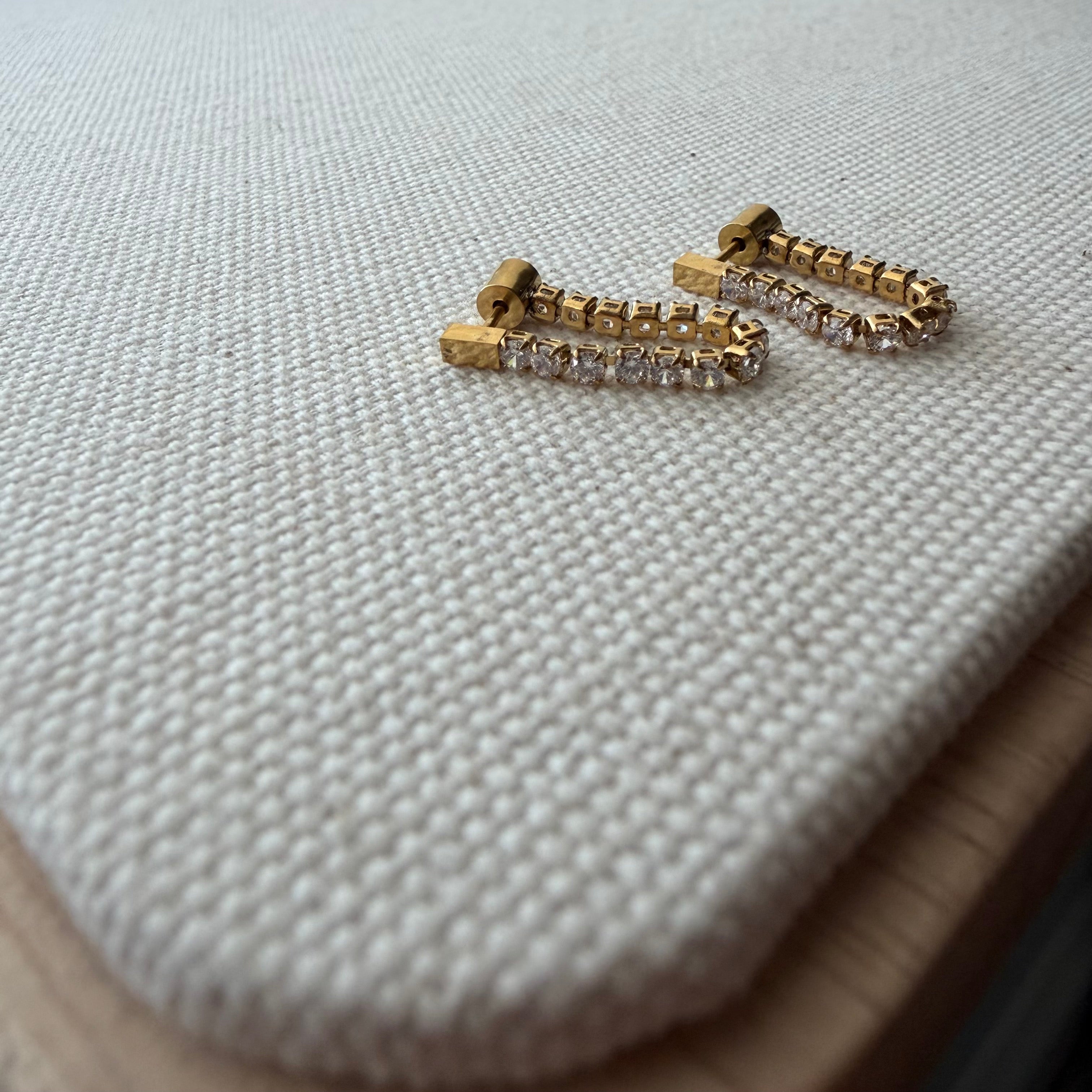 Tennis Chain Connection Earrings