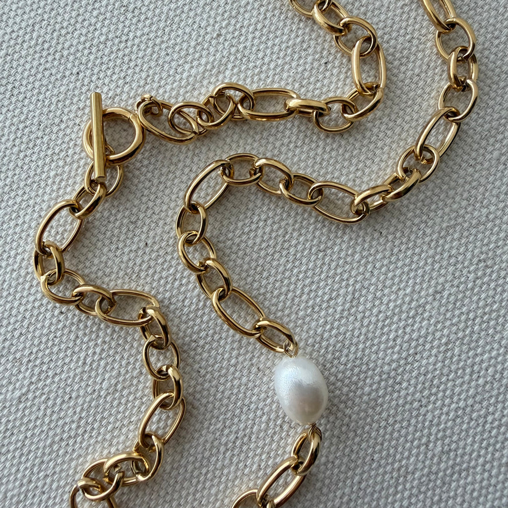 Pearl Chain Toggle Necklace