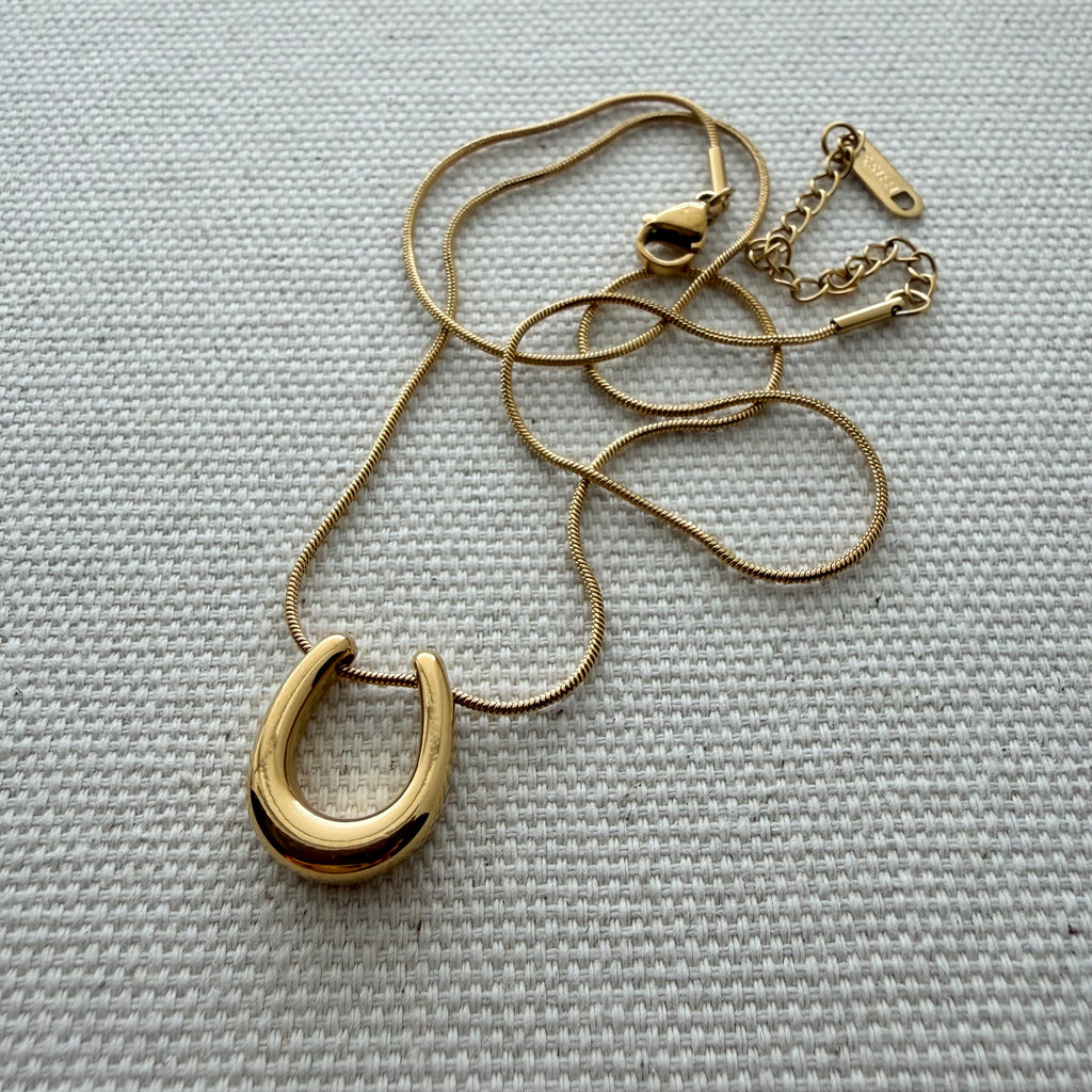 Pure Luck Horseshoe Necklace
