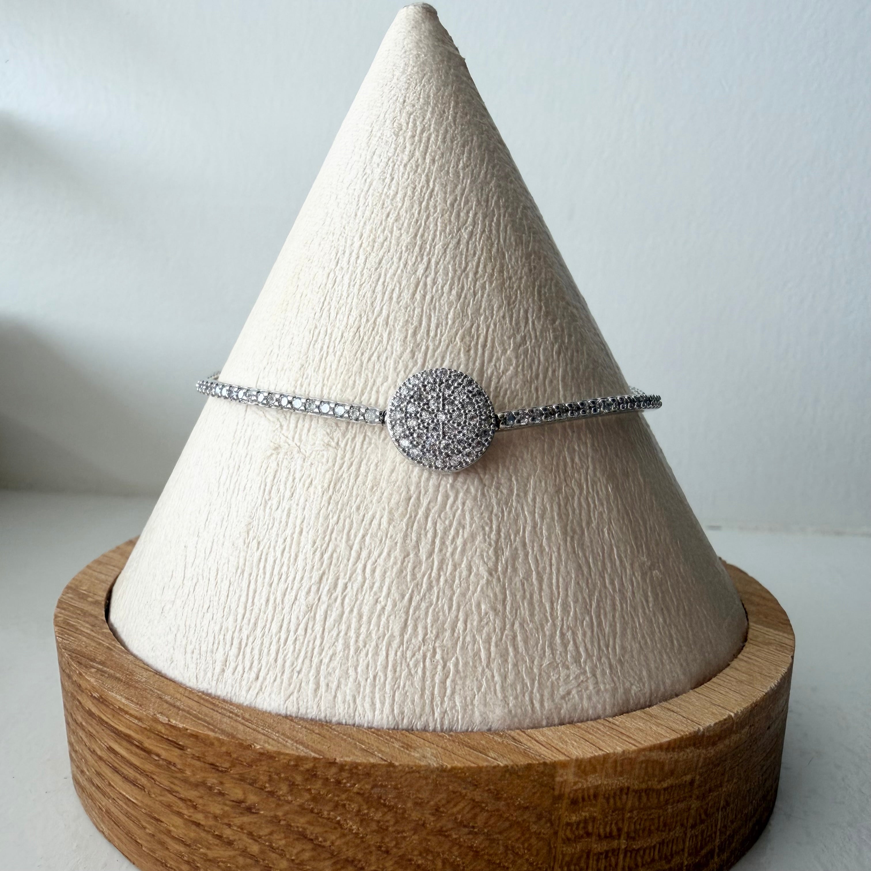 Big Disc Bangle Slider Bracelet