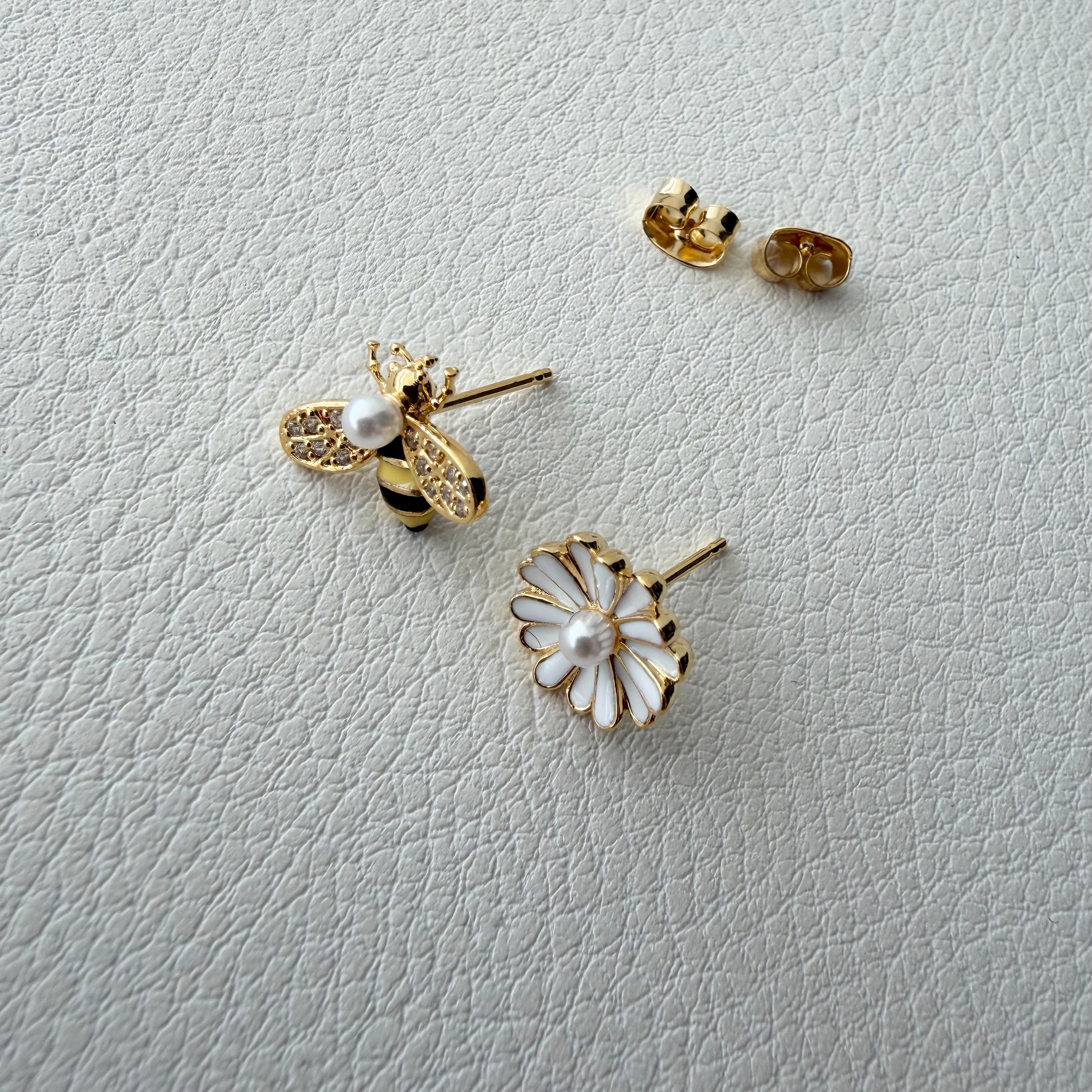 Bumblebee and Daisy Mismatch Earrings