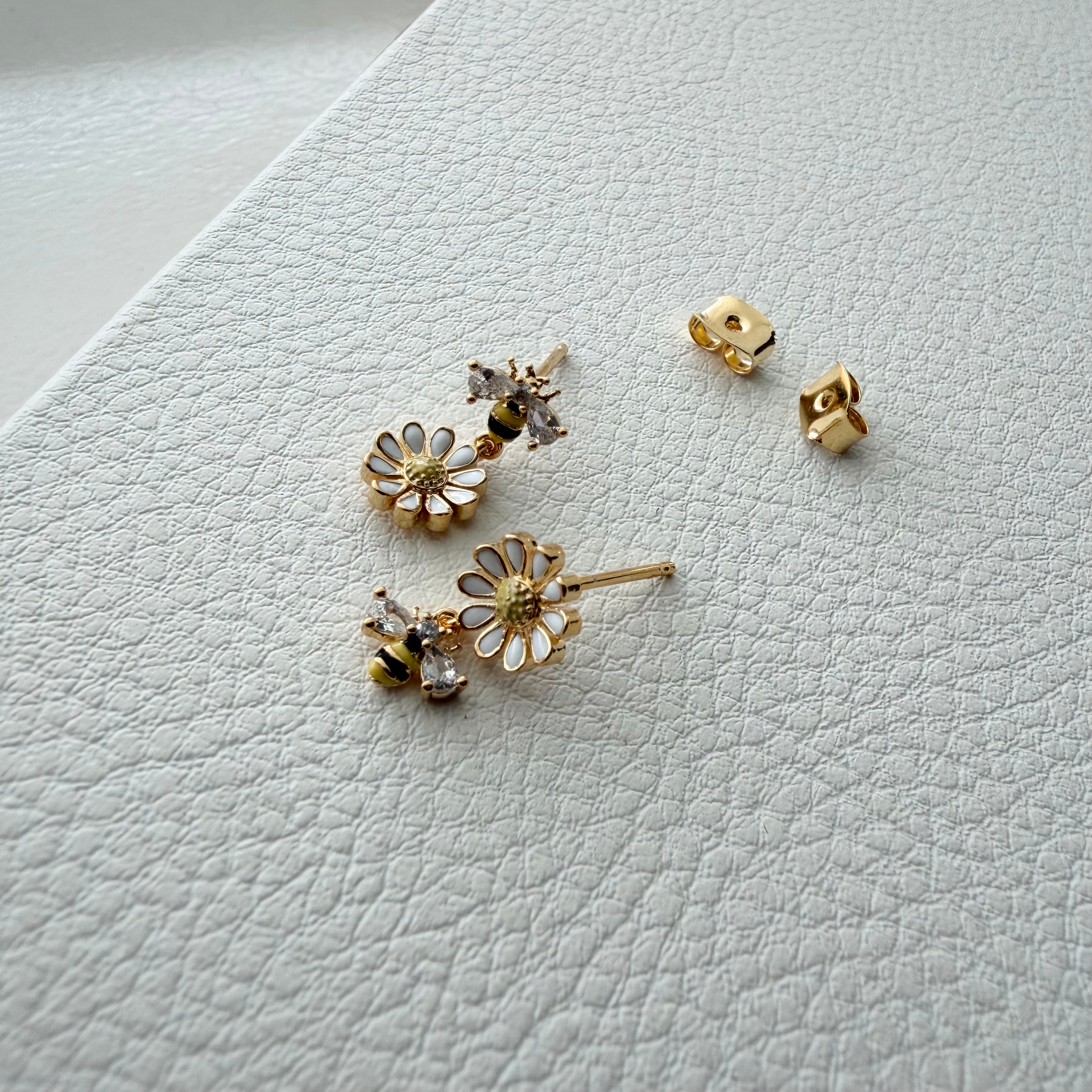 Bumblebee and Daisy Dangle Earrings