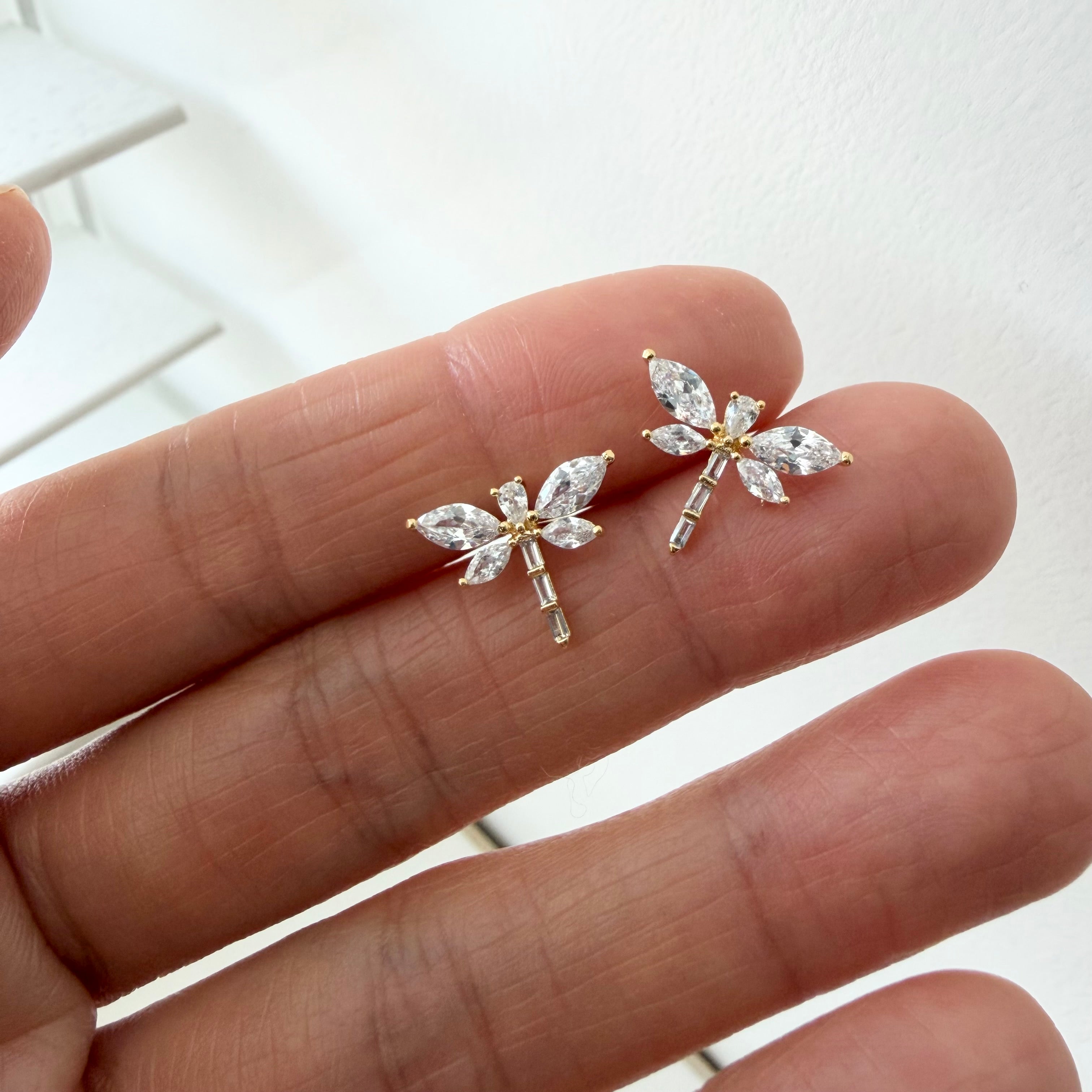 Dragonfly Glide Earrings