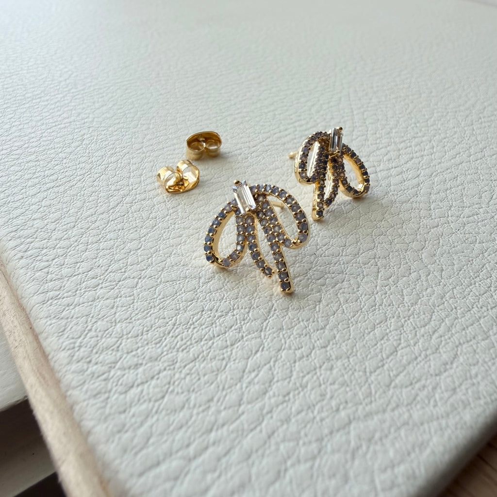 Droopy Bow Earrings