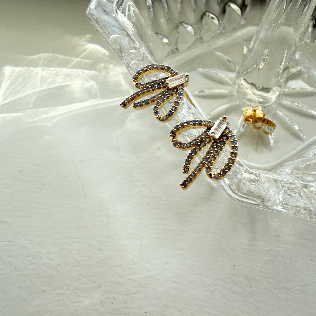 Droopy Bow Earrings
