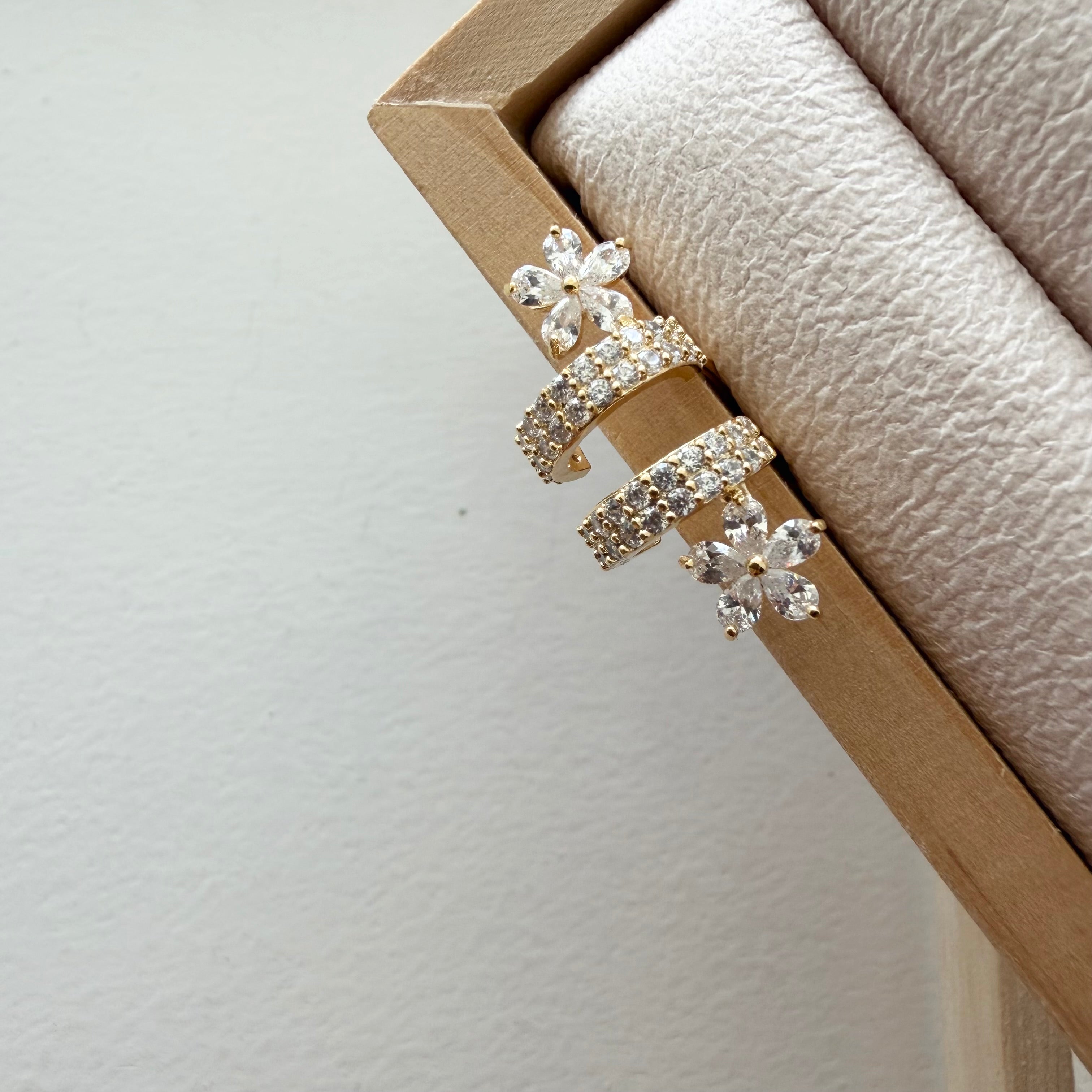 Sitting Flower Earrings