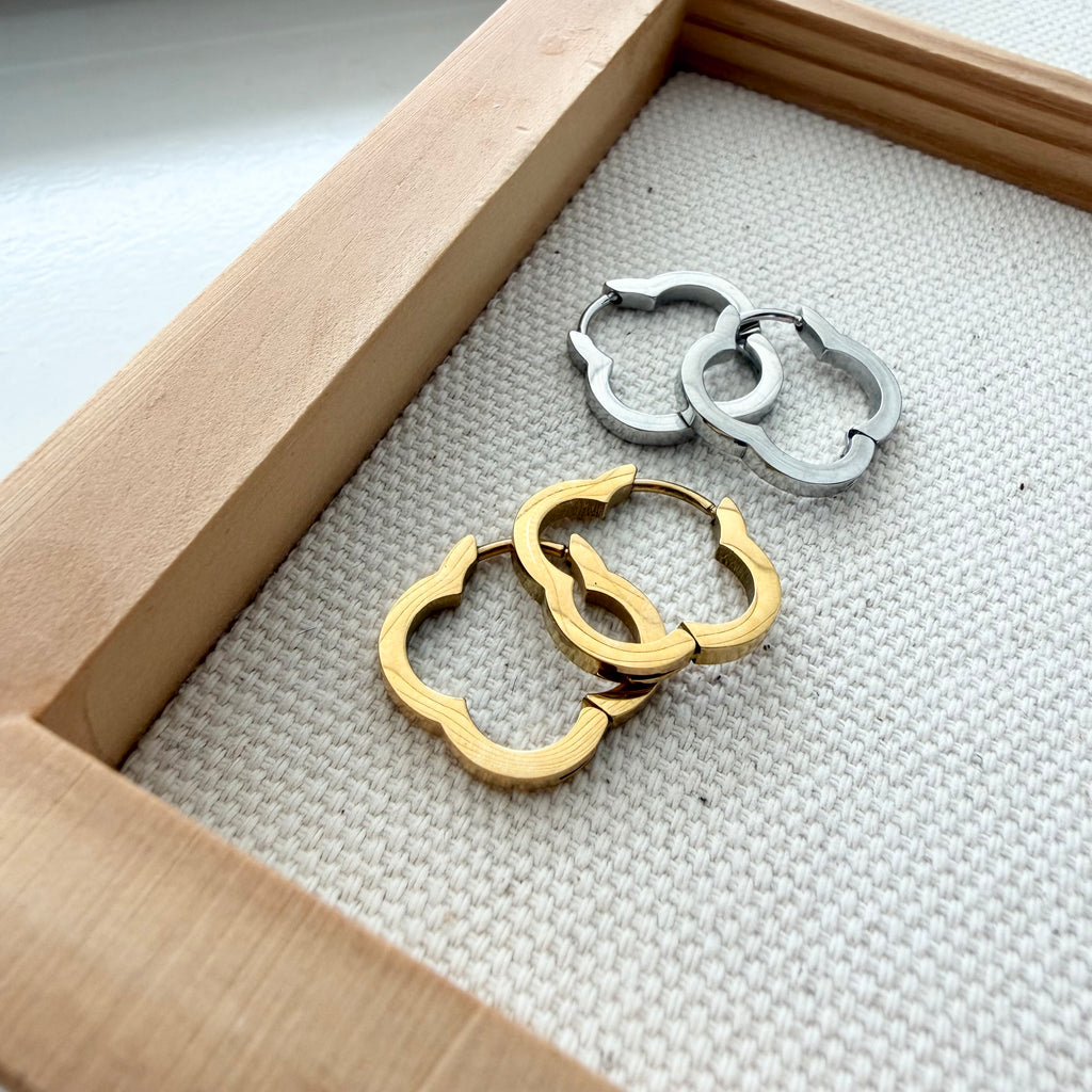 Clover Quatrefoil Hoop Earrings in Stainless Steel