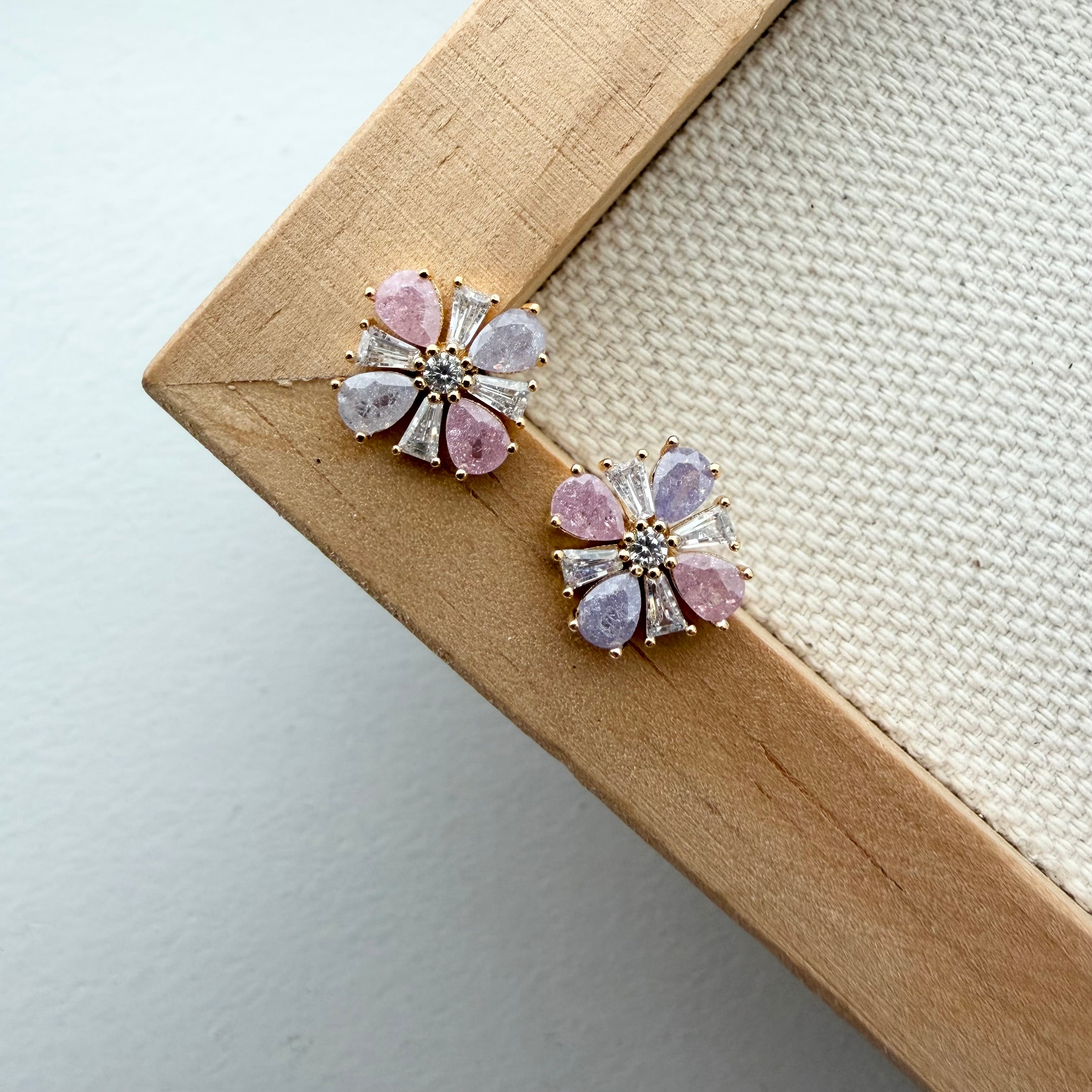 Emblem Burst Earrings