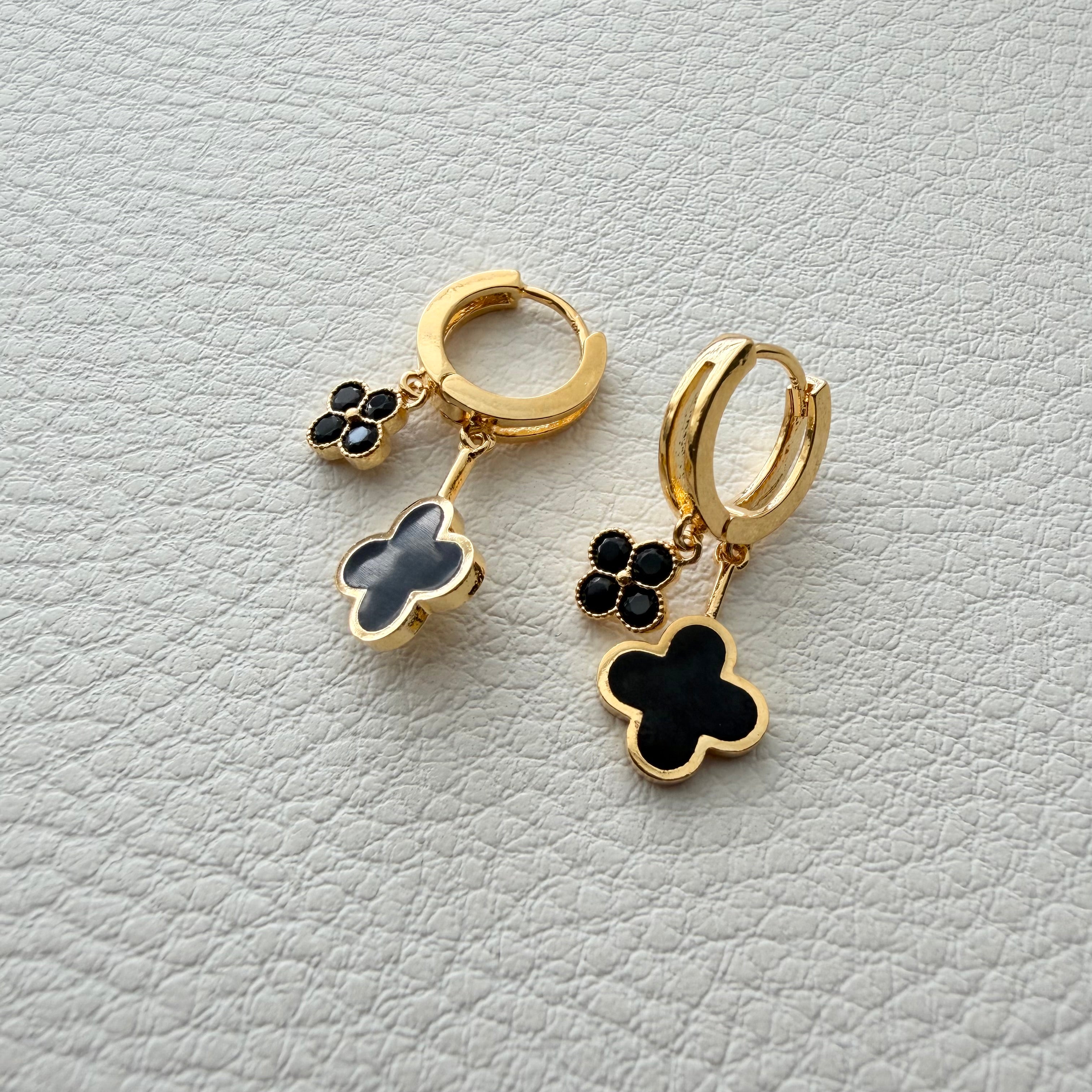 Floating Quatrefoil Double Charm Huggie Earrings