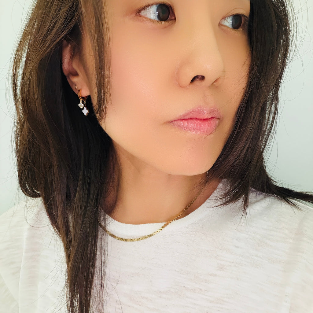 Floating Quatrefoil Double Charm Huggie Earrings