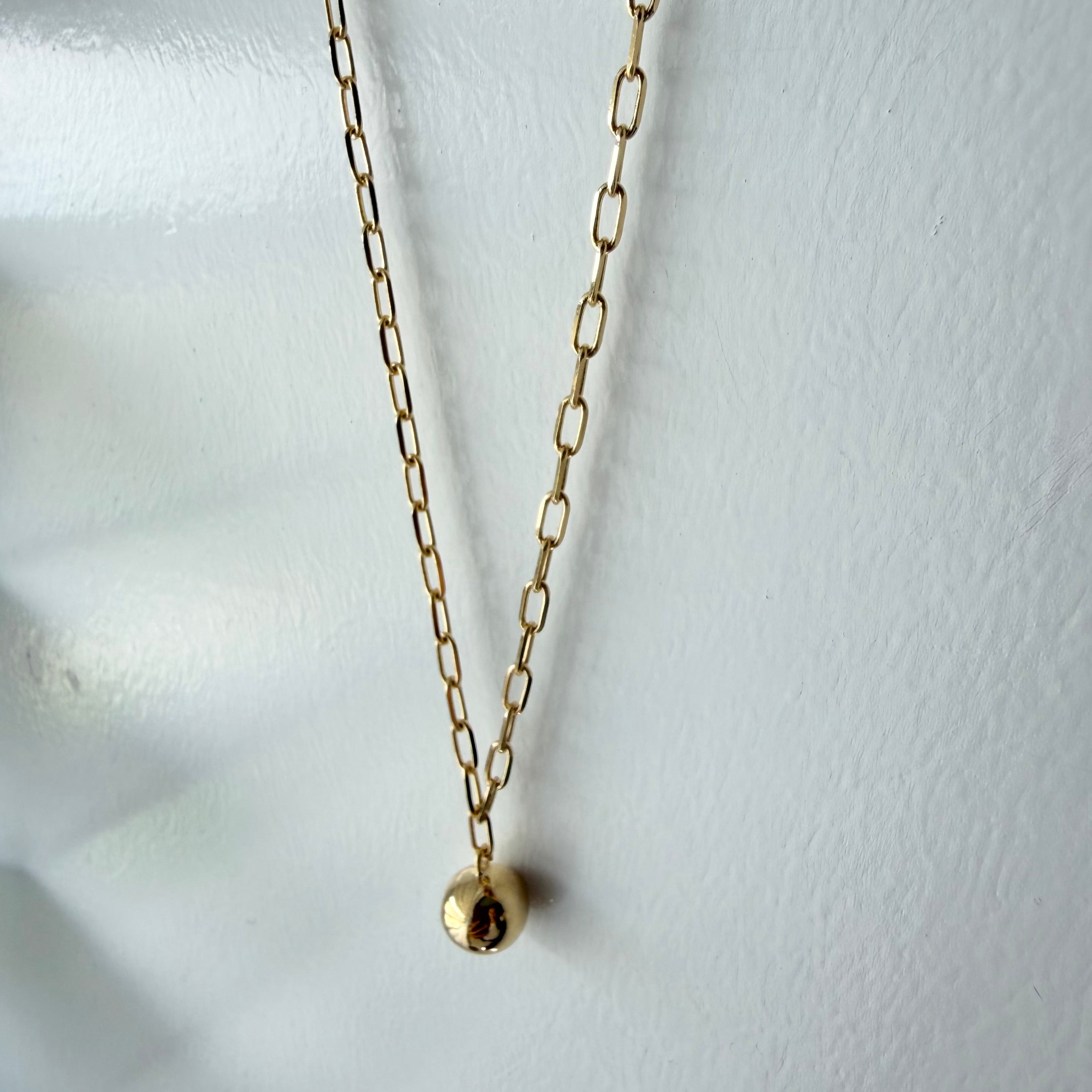 Ball Pendant Paperclip Necklace