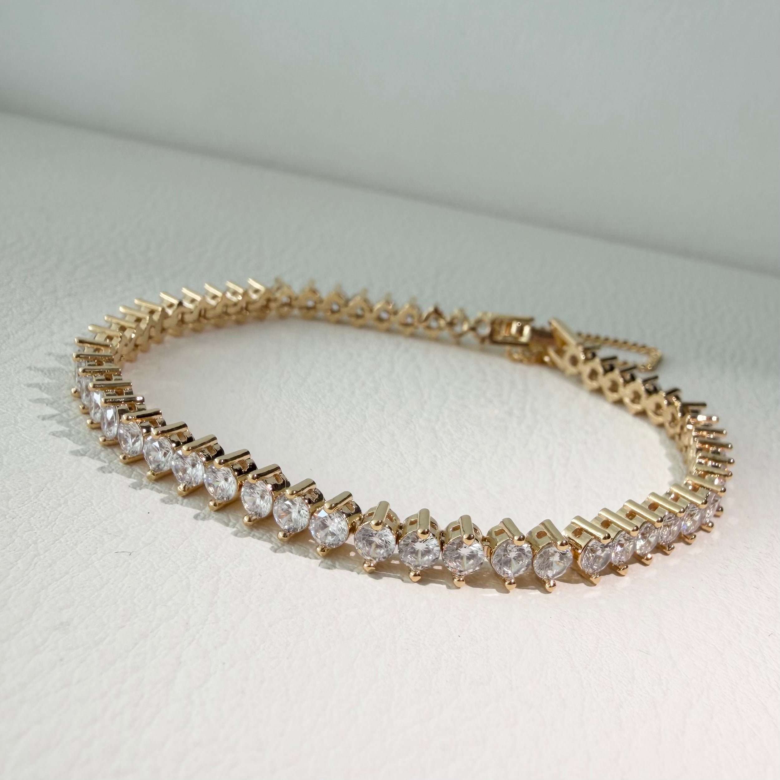 Round Cubic Tennis Bracelet