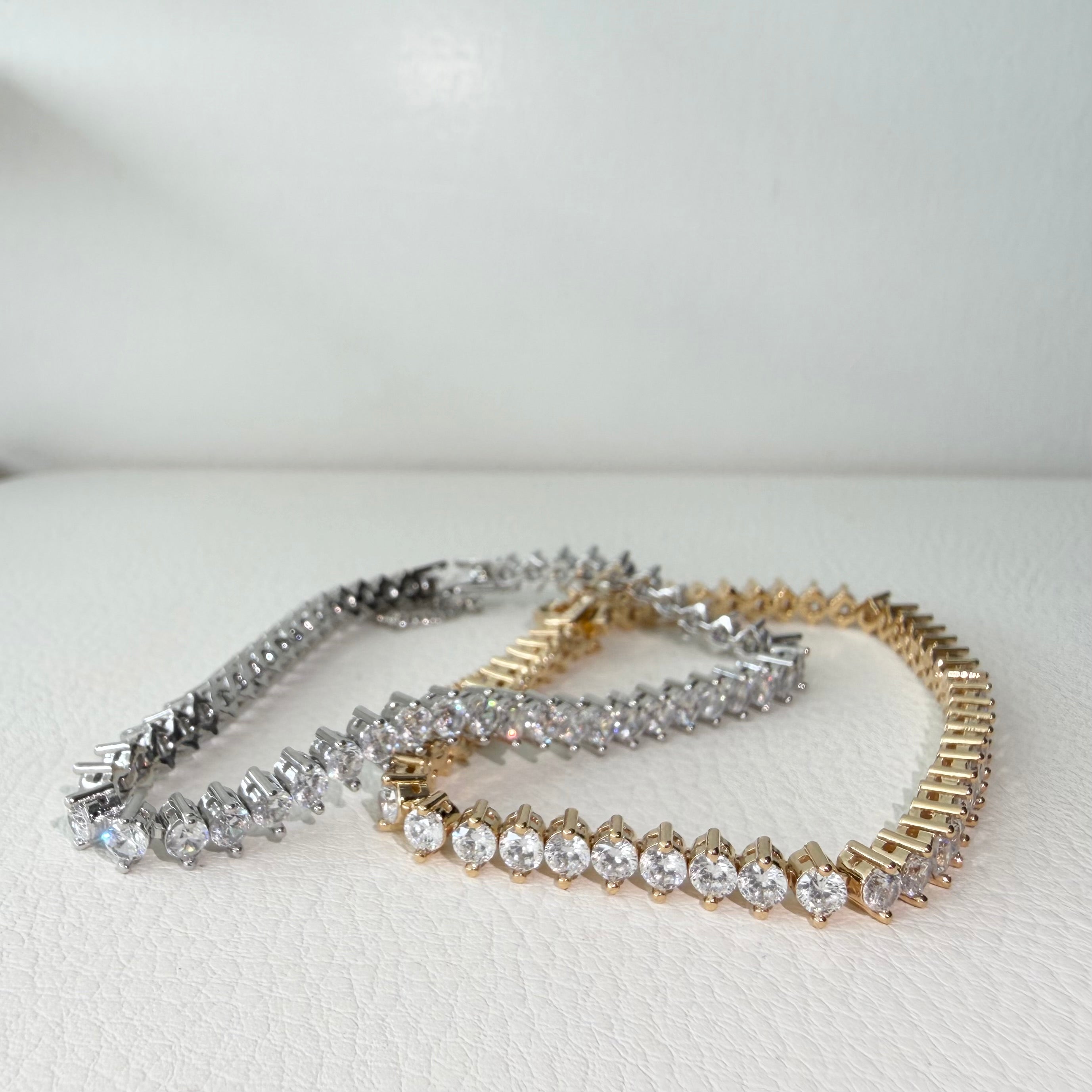 Round Cubic Tennis Bracelet