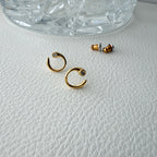 Baby Bezel Curve Earrings