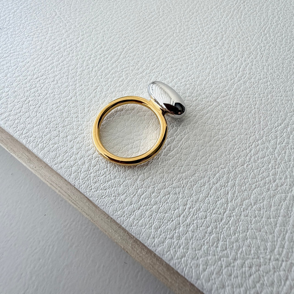 Two Tone Bean Ring