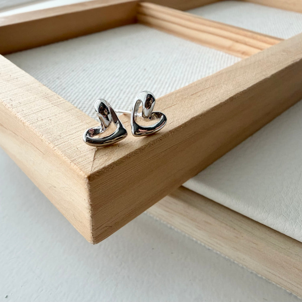 Wavy Heart Earrings