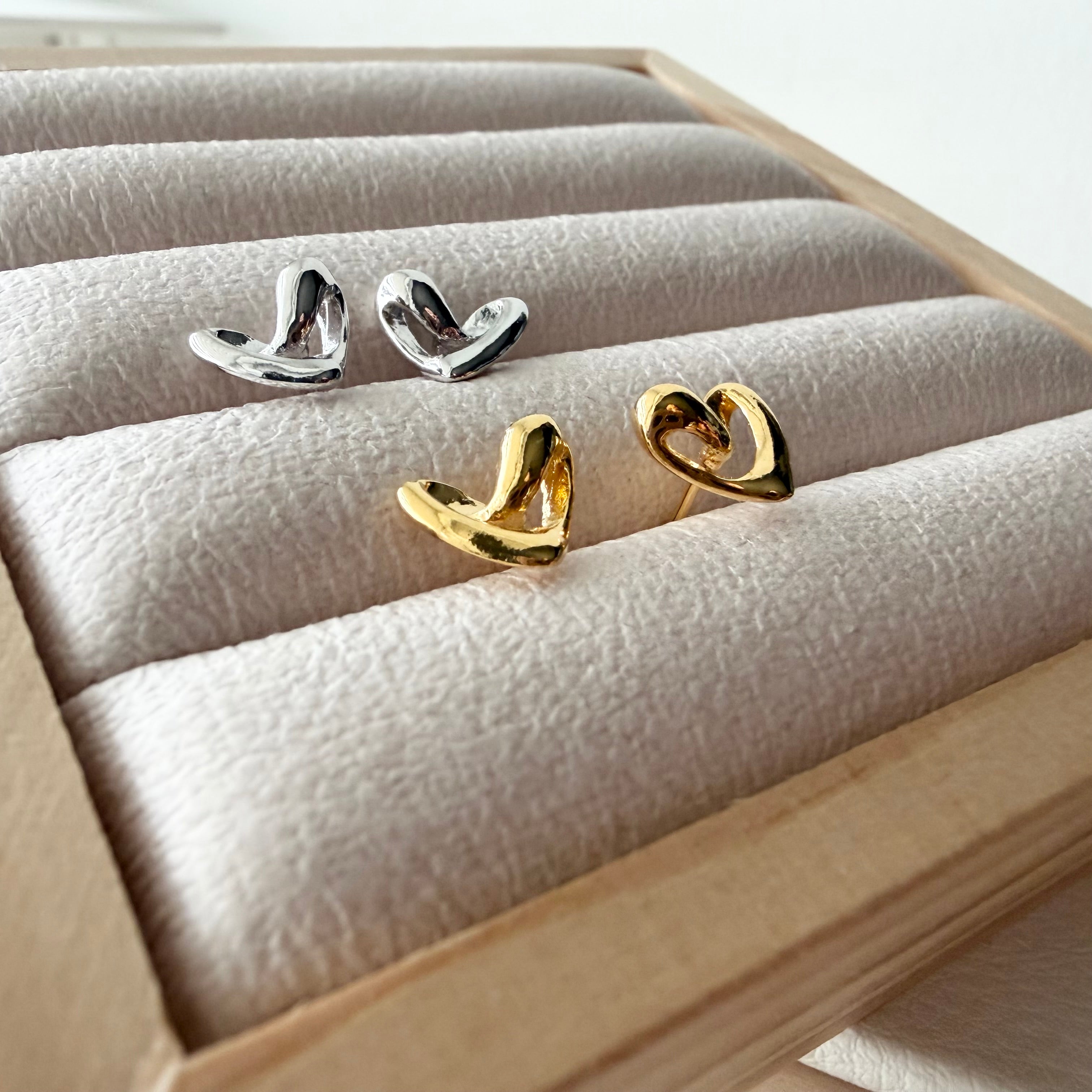 Wavy Heart Earrings
