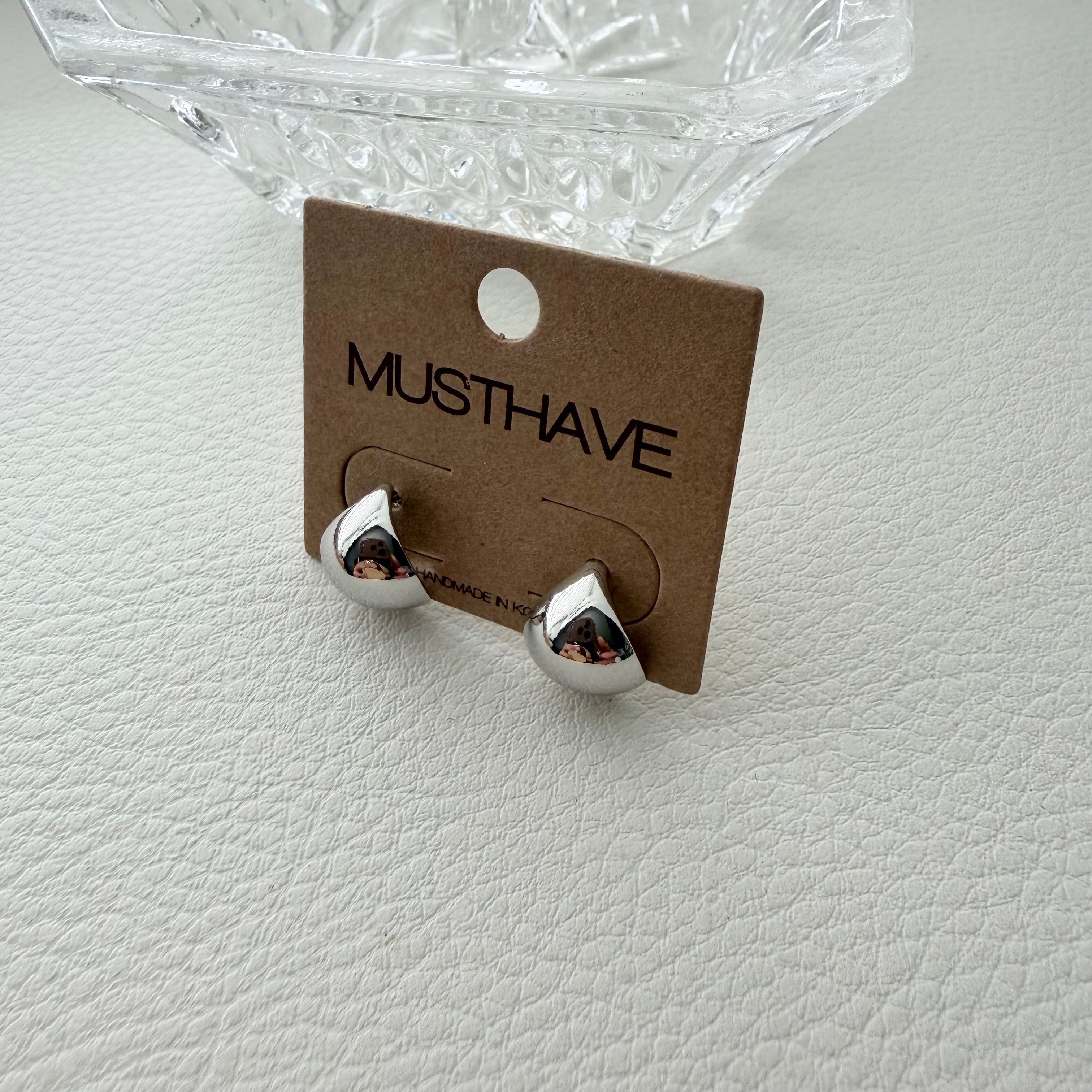 Mini Droplet Earrings