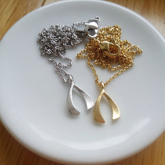 Wishbone Necklace