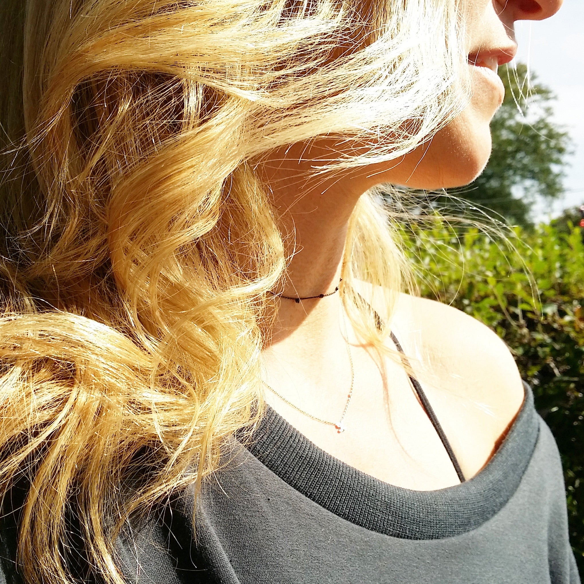 Choker Chain: Dangling Stones