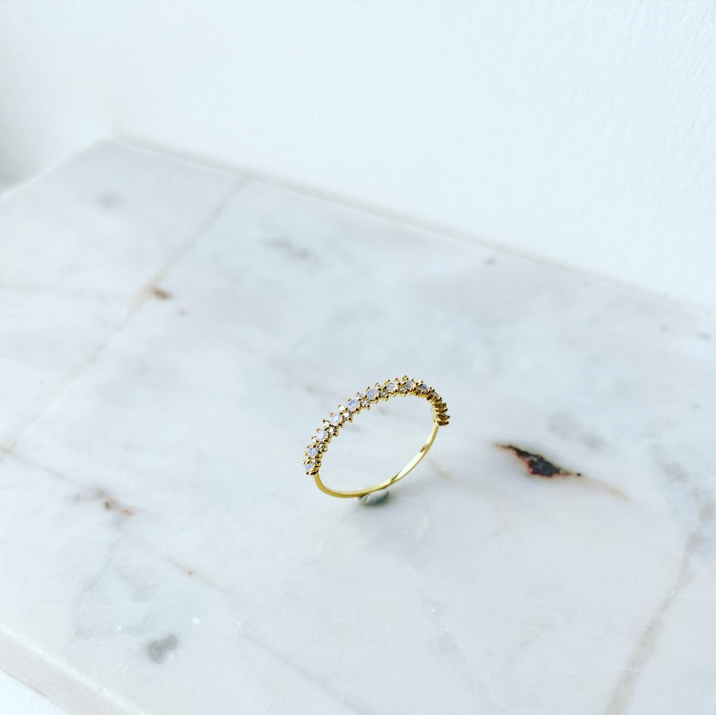 Round Royal Ring