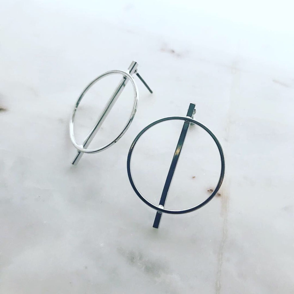 Middle Bar Earrings