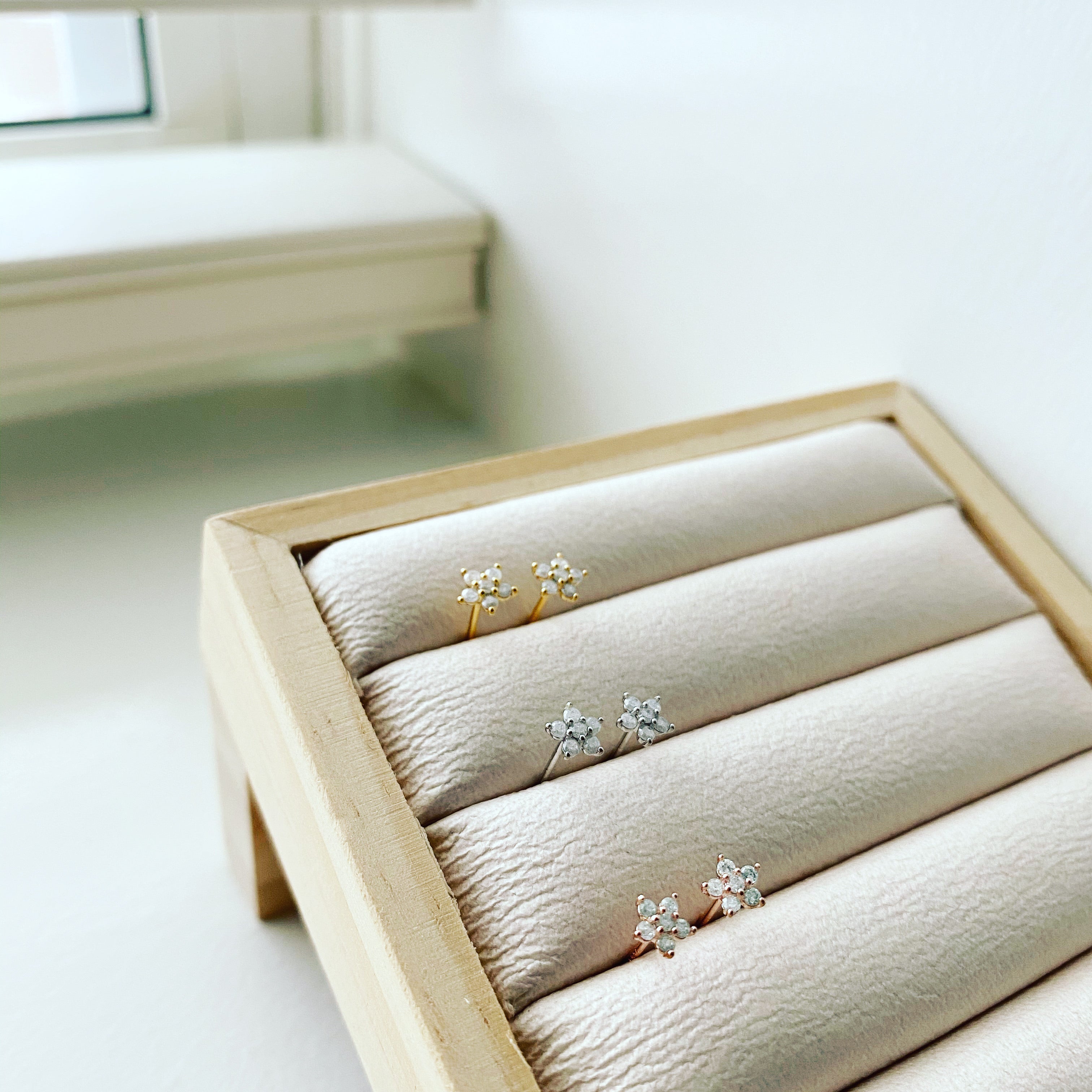 Milkflower Stud Earrings