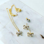Ribbon Regal Necklace