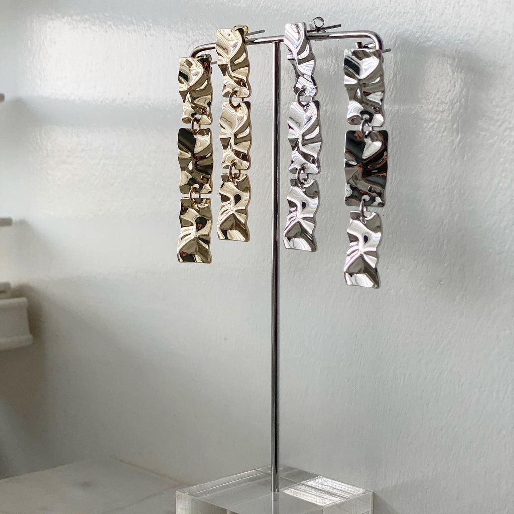 Tri-Panel Crinkle Earrings