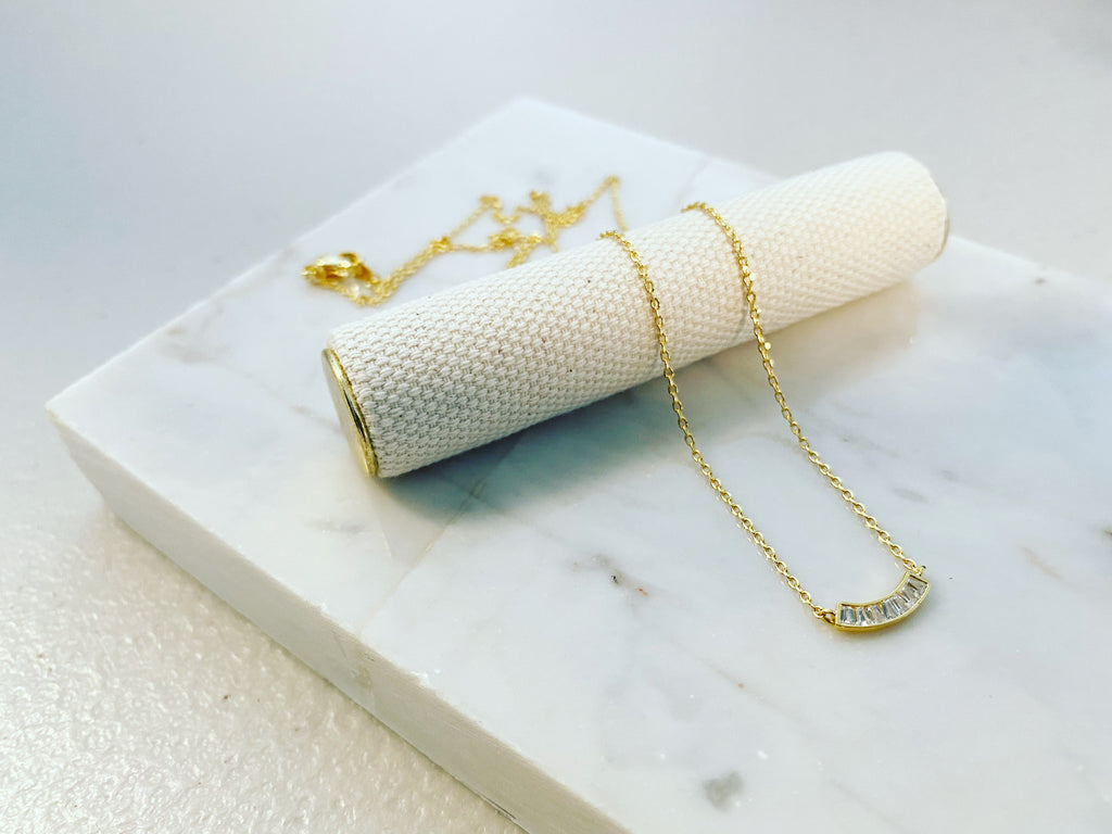 Bending Baguette Necklace
