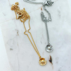 Whoopsie Daisy Necklace
