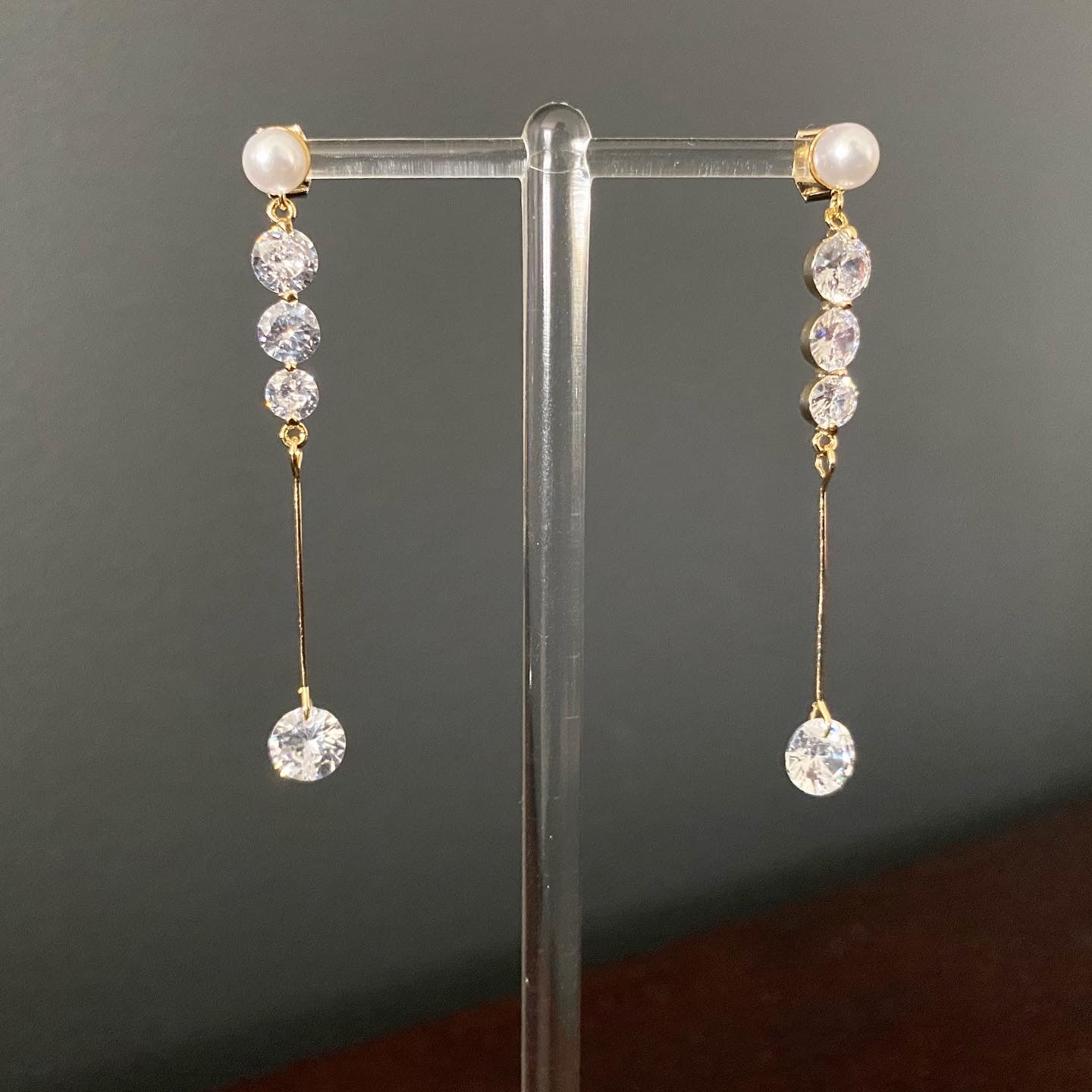 Pearl Swing Earrings