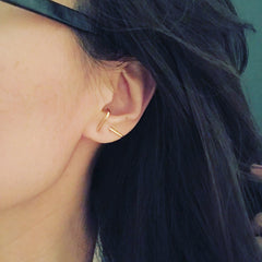 Solid Suspender Earring