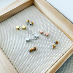 Cube Stud Earrings (4mm)