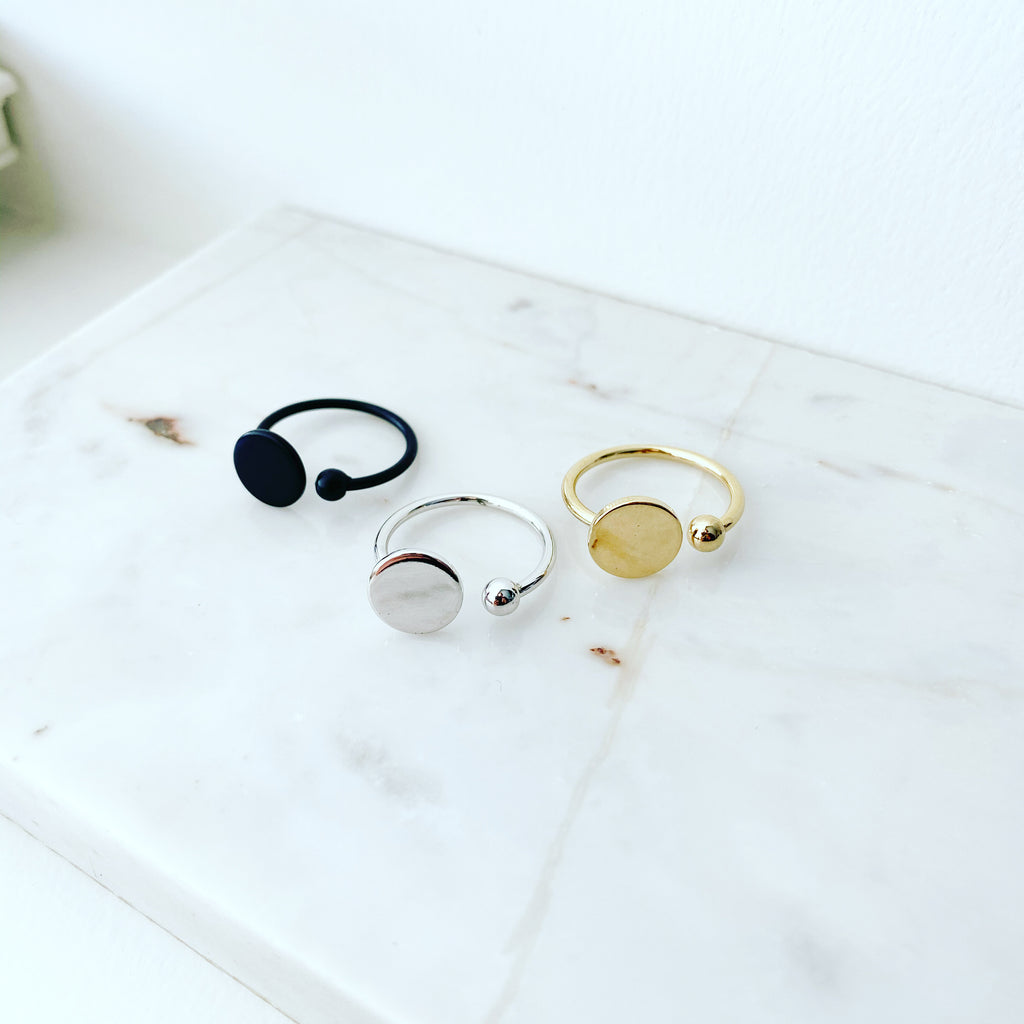 Flat Disc Ring