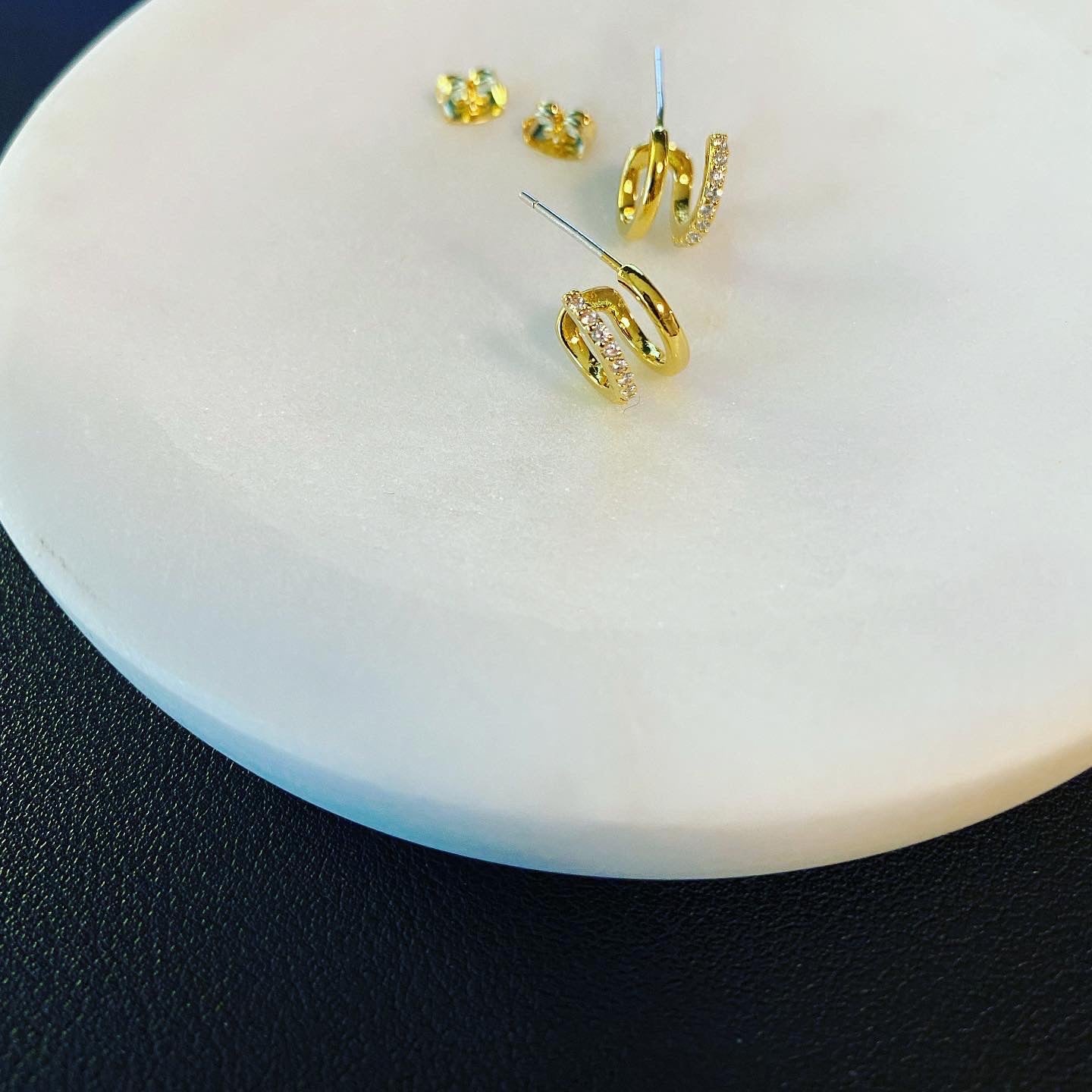 Double Cuff Huggies: Pavé