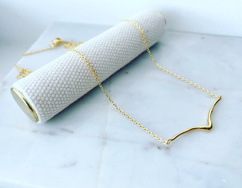 Bar Dip Necklace