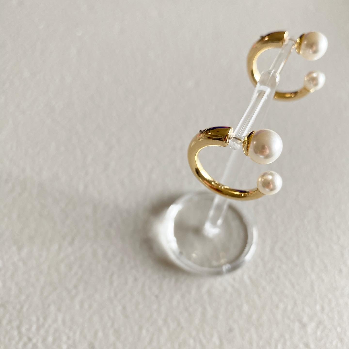 Front-Back: C-Pearl Earrings