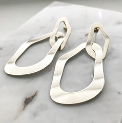 Wavy Interlocking Hoop Earrings