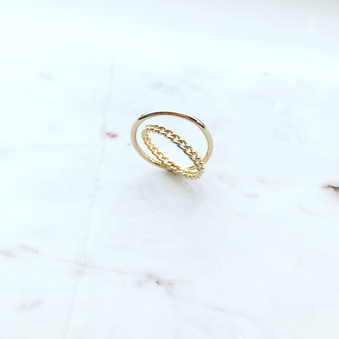 Chain Orbit Ring