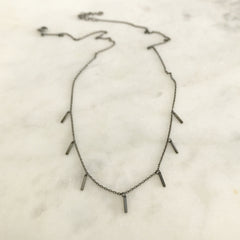 Choker Chain: Dangling Bars